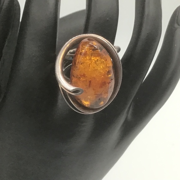Ring Sterling .925 Silver with Deep Golden Amber Stone - Picture 1 of 9